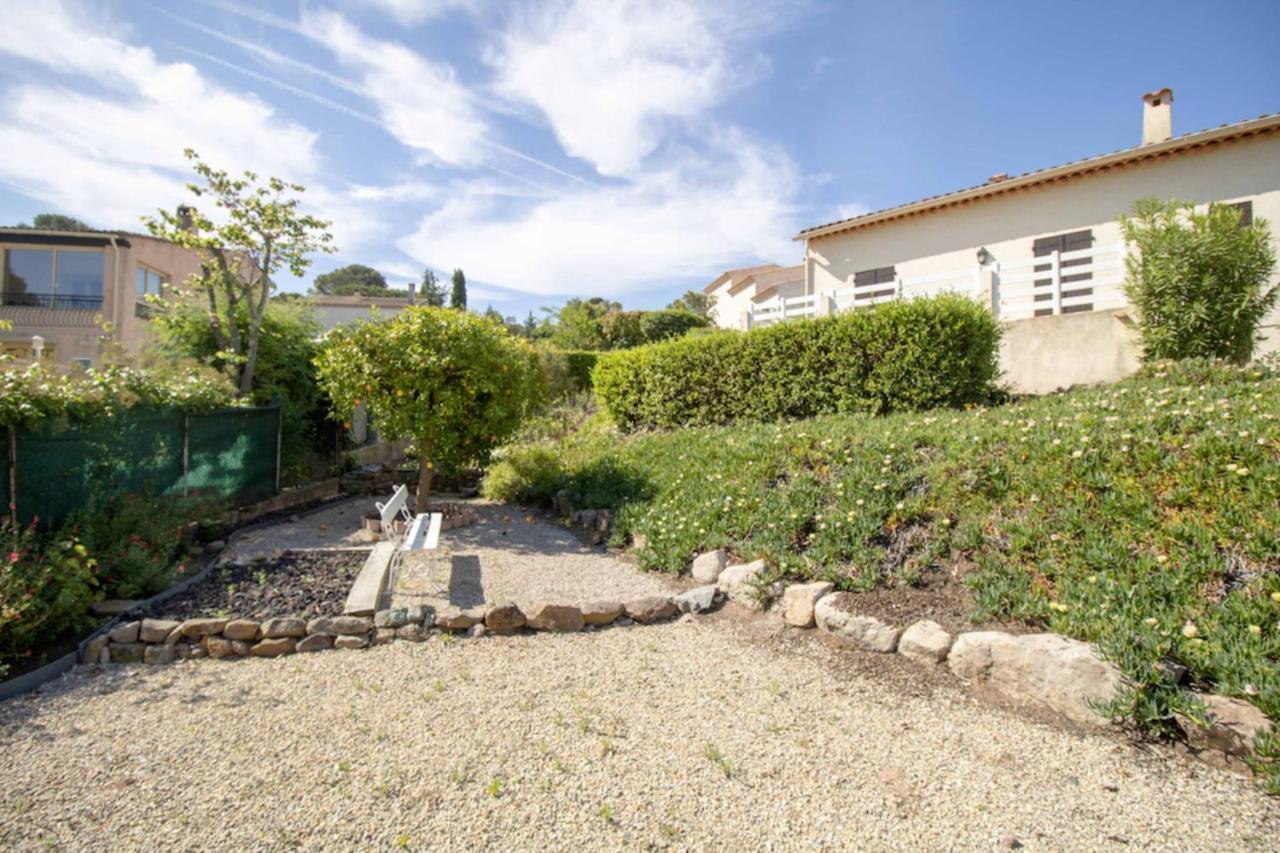 Large Spacious House In Fréjus Exterior photo